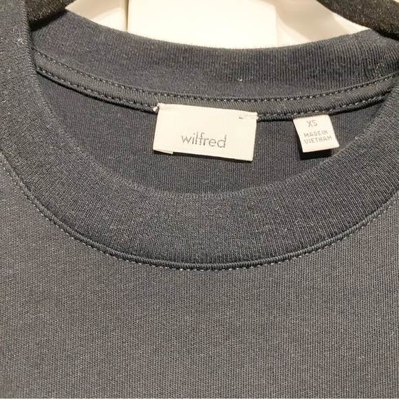 Aritzia Wilfred Piaf T-shirt - Picture 4 of 4